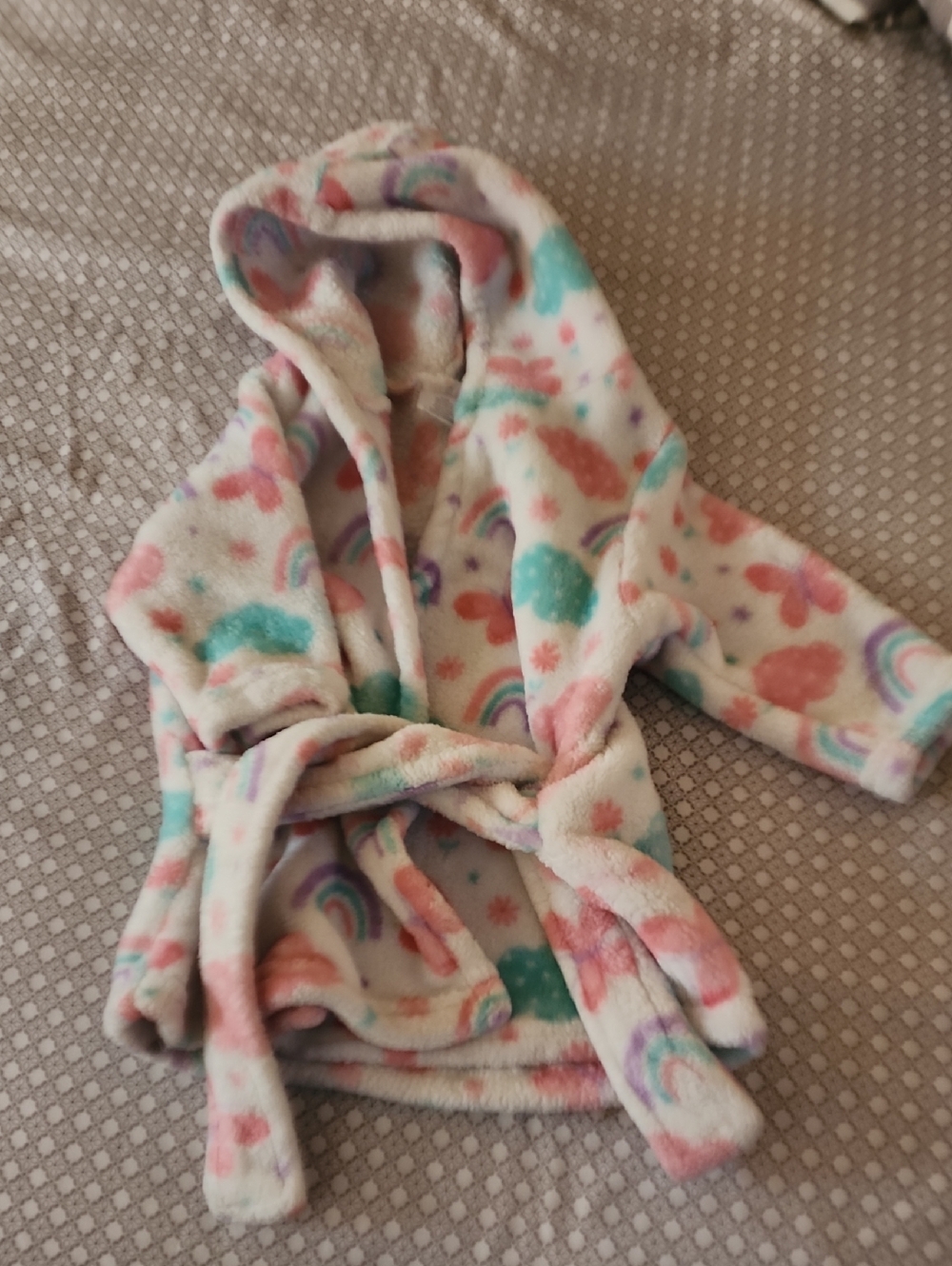 Unbranded Kids Plush Hooded Pajama Robe in Pastel Rainbow Print